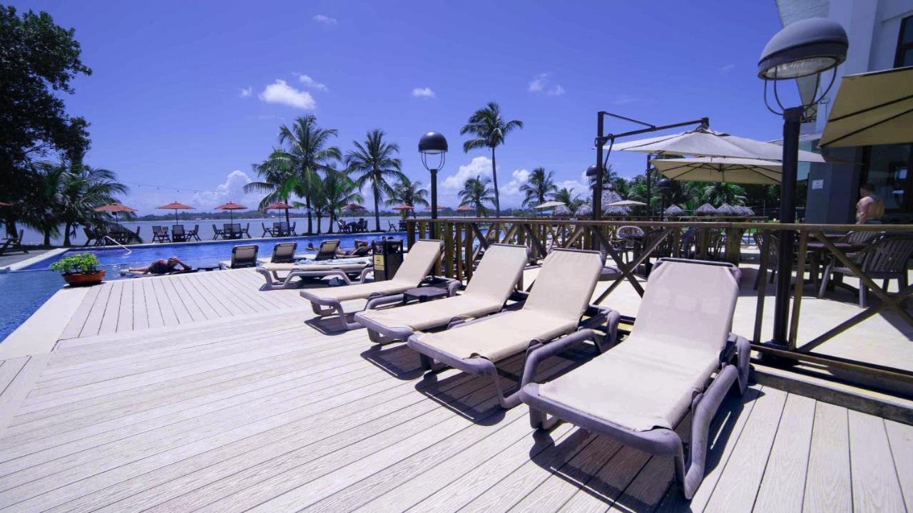 Playa Tortuga Hotel And Beach Resort Bocas Town Exterior foto