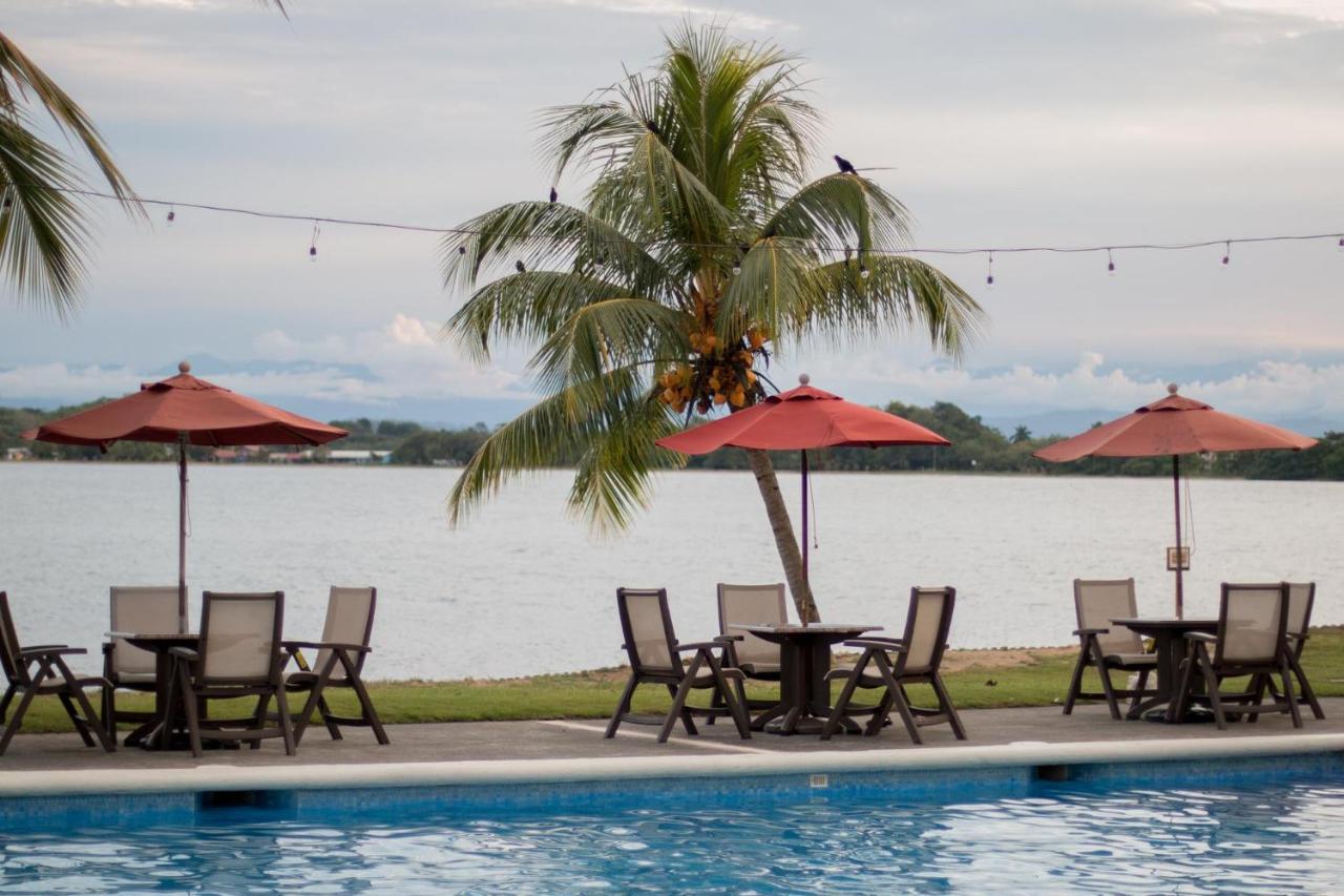 Playa Tortuga Hotel And Beach Resort Bocas Town Exterior foto